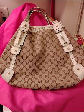 Gucci Beige GG Canvas Shoulder Bag with White Leather Trim